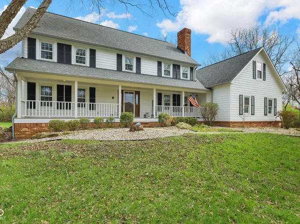 3616 Eagle Valley Ct, Greenwood, IN 46143