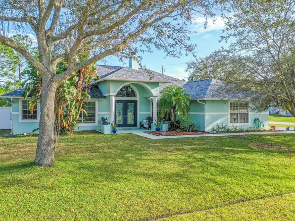 6051 NW Winfield Drive, Port St Lucie, FL 34986