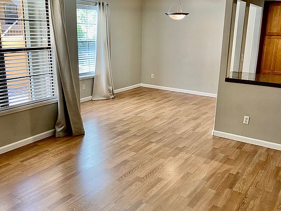 6651 Living-dining_06162022