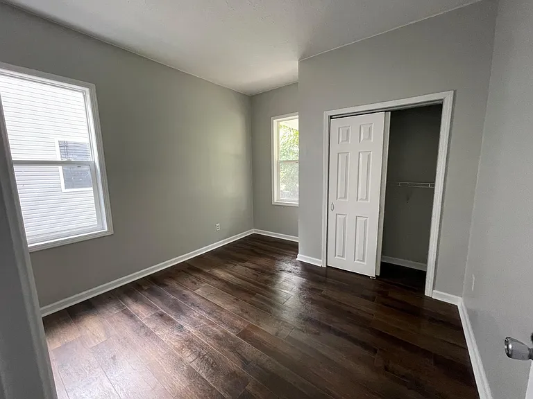 705 W Charles St #2 — Photo 1