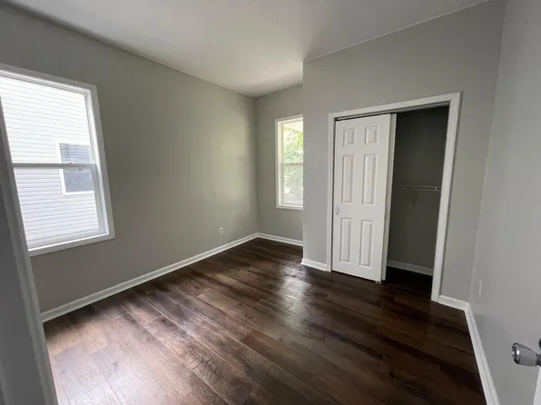 705 W Charles St APT 2, Muncie, IN 47305
