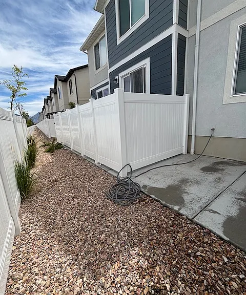 882 E Lubber Ln — Photo 58