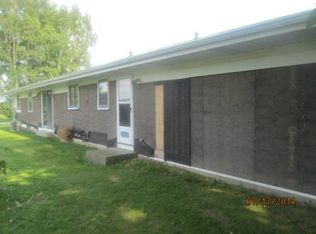 W2660 Oak Rd, Ixonia, WI 53036