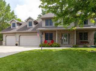 3370 Collier Ct, Oshkosh, WI 54904