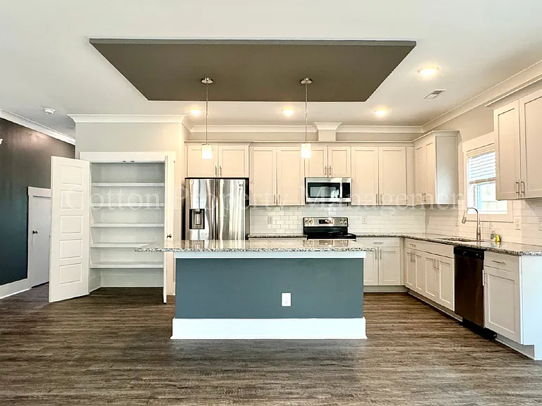 745 Cypress Village Pl — Photo 12