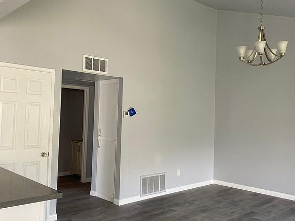 4th image of 1817 E Grand Ave Unit 80