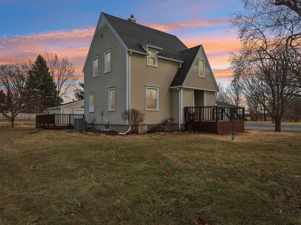 5528 Catfish Ct, Waunakee, WI 53597