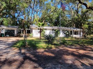 4125 Beach Dr, Niceville, FL 32578