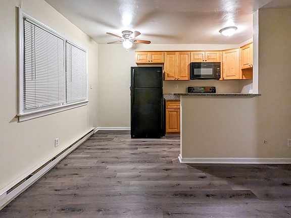 4th image of 350 Fort Worth Ave #8