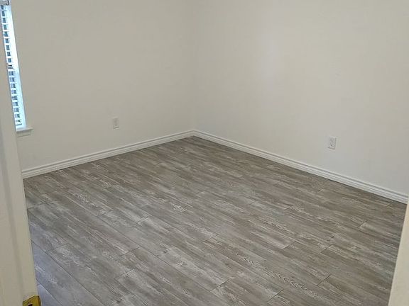 2nd image of 2002 Grenoble Dr #2