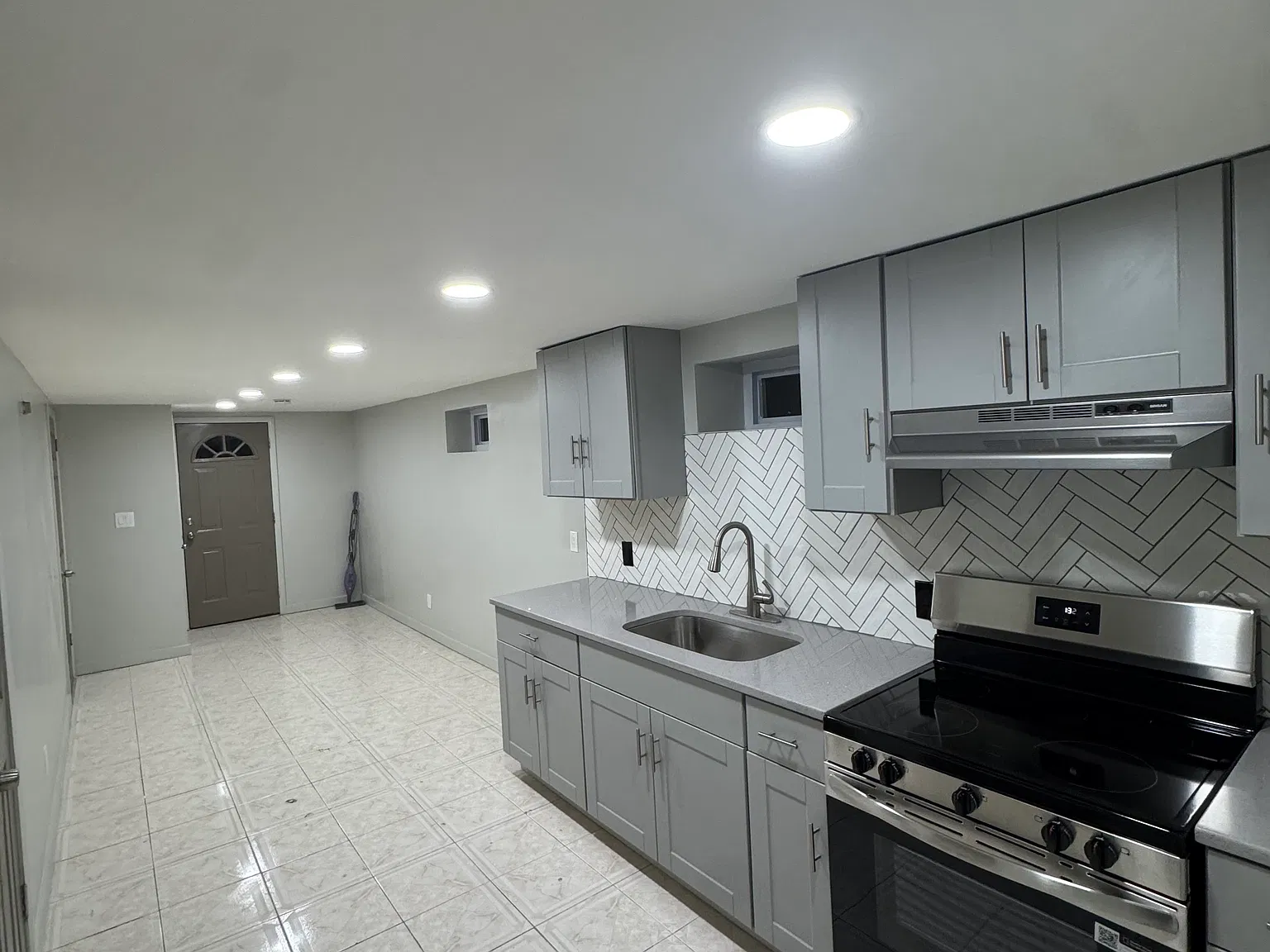 1 bed, $1,650 — Photo 4
