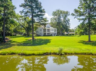 43 Ginney Point Ln, Cobbs Creek, VA 23035