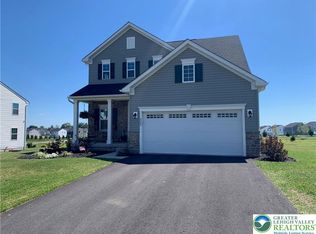 8209 Young Blvd, Fogelsville, PA 18051