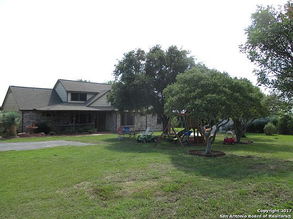 2nd image of 1779 County Road 4511