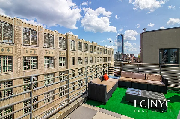 Rented by Keller Williams NYC | media 20