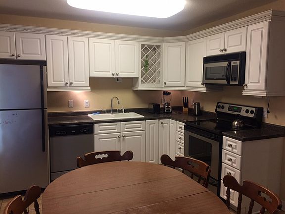 4th image of 1802 Jackson Ave W APT 147