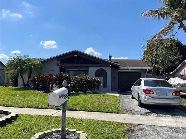 5380 NW 32nd Ct, Margate, FL 33063