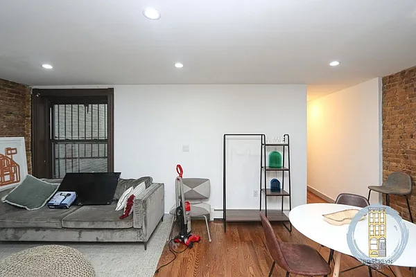 Rented by Brooklyn Rentals NYC | media 7