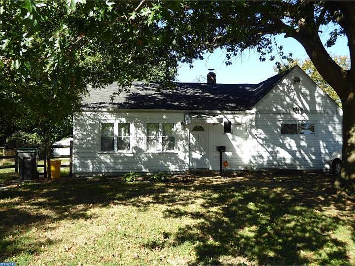 1st image of 1203 E Willow Run Dr
