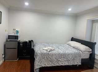 10055 128th St #10055, Surrey, BC V3T2Z1