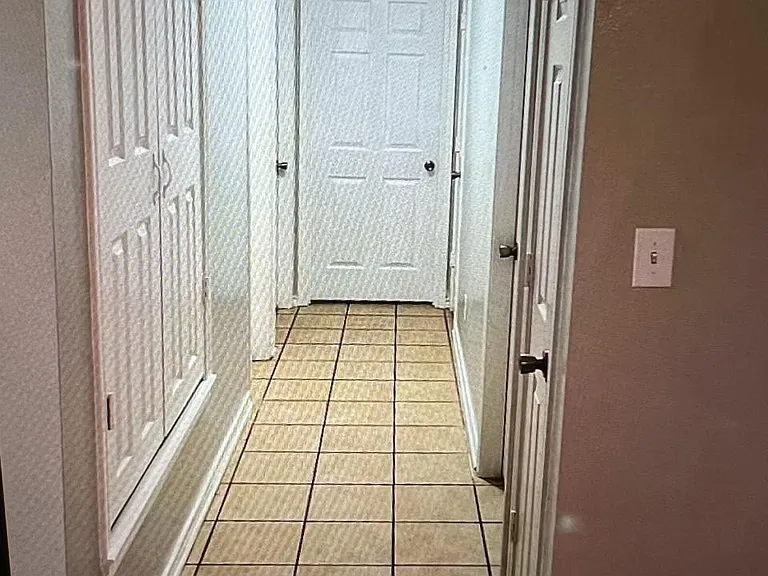 510 Brentwood Dr — Photo 6