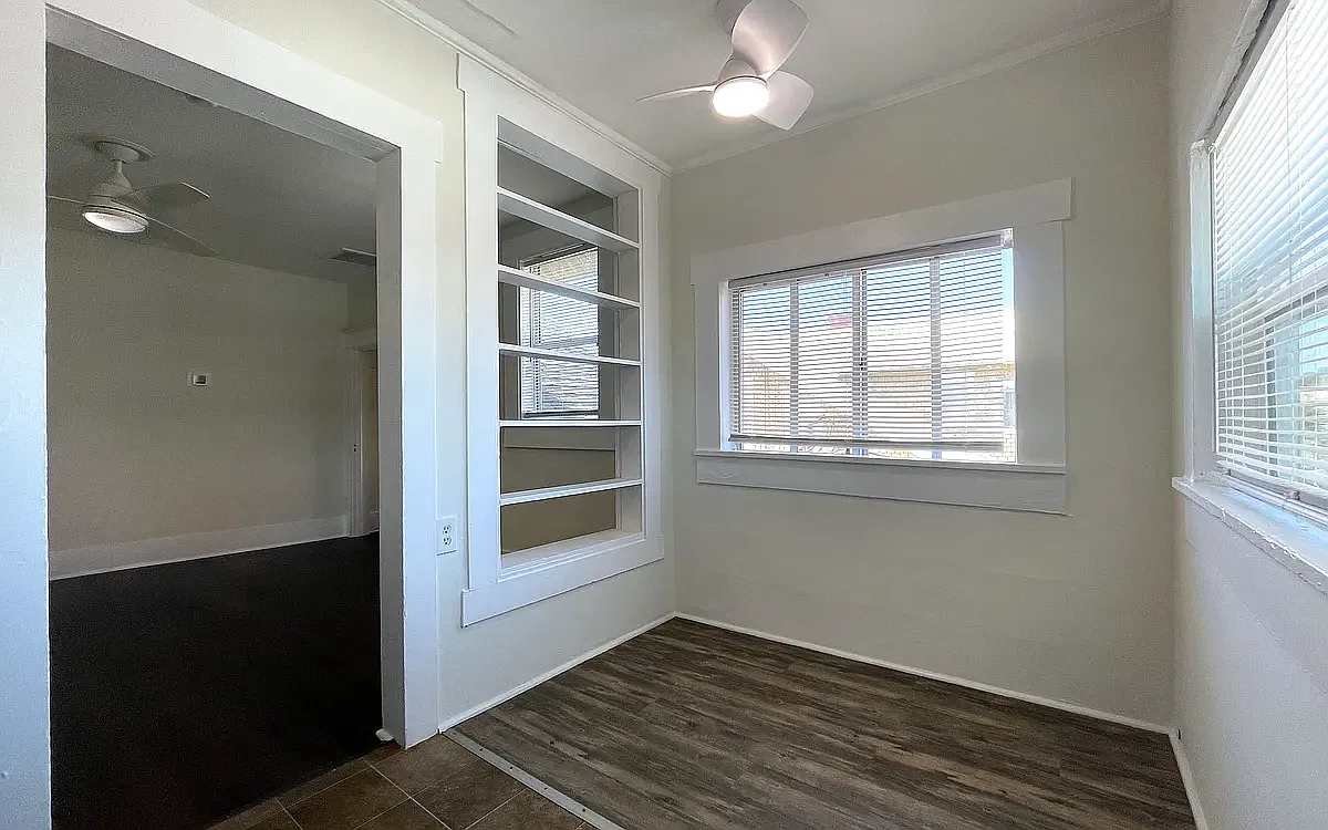 2 bed, 950 sqft, $2,250 — Photo 3
