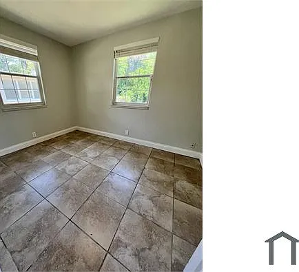 925 School St — Photo 11