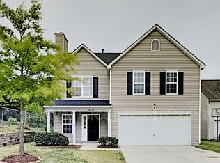 6014 Brookfield Pointe Dr, Charlotte, NC 28216