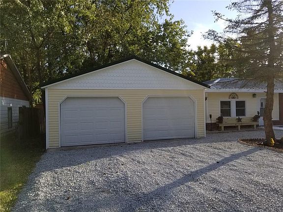 2nd image of 709 W Tyler St