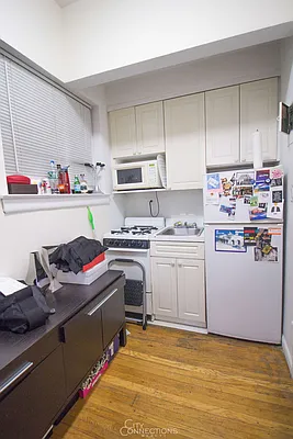 Rented by City Connections Realty | media 4