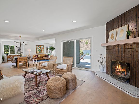 4th image of 311 Parkman St