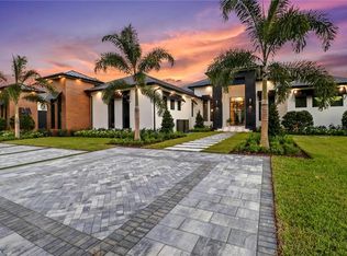 728 Carica Rd, Naples, FL 34108
