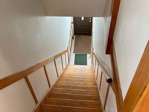 5th image of 2618 W Chicago Ave #2