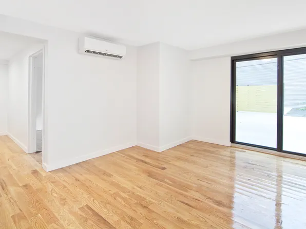 387 Bleecker Street image 1 of 8