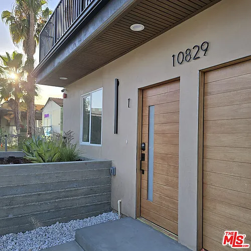 10829 Peach Grove St #1 Photo 1