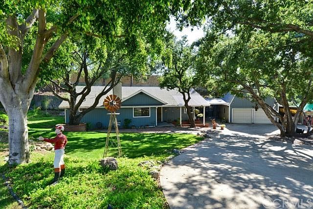 1st image of 1045 S Glendora Ave