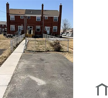 733 Corby Rd — Photo 21
