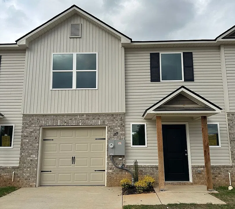 207 Driftwood Ln