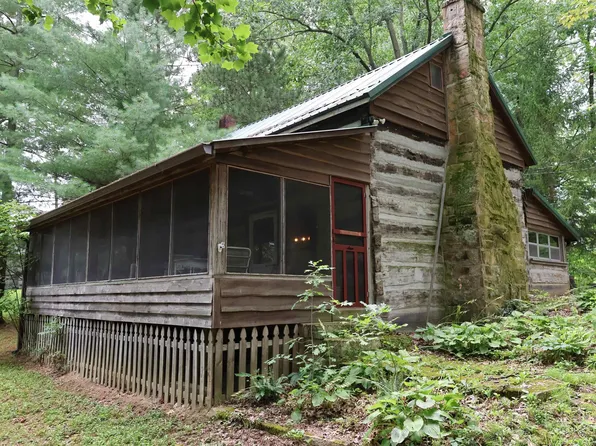 13215 W River Rd, Shoals, IN 47581