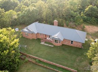 655 Madison St #7855, Huntsville, AR 72740