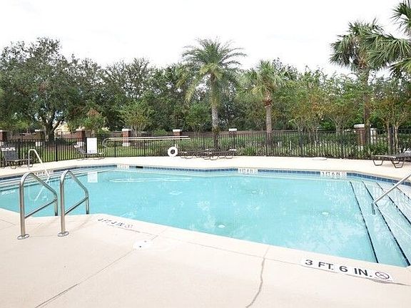 2nd image of 599 Pensacola Ln