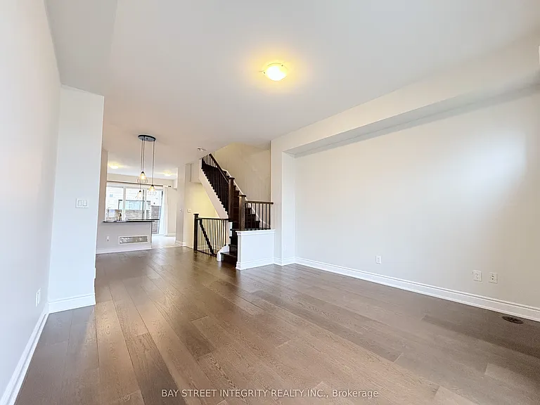 2160 Trafalgar Rd #3 — Photo 10