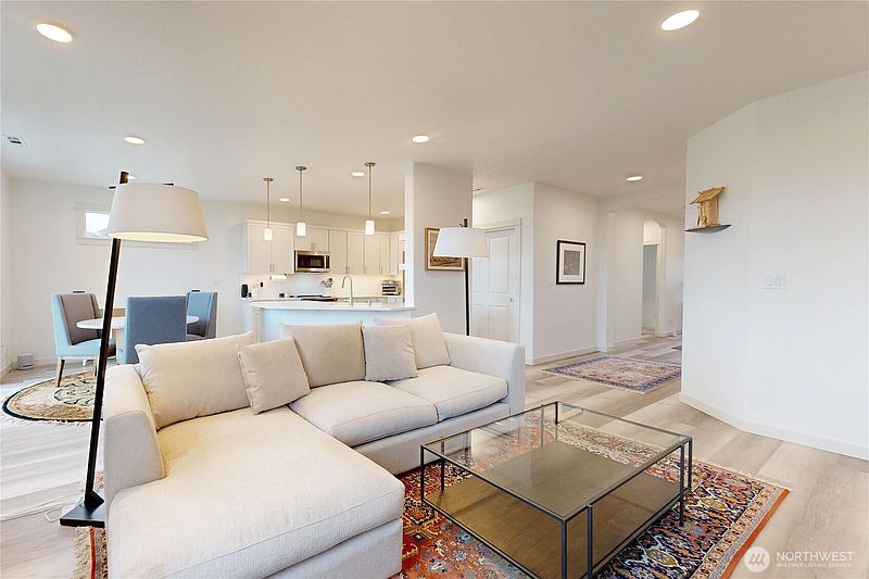 3rd image of 1428 Pat Avenue