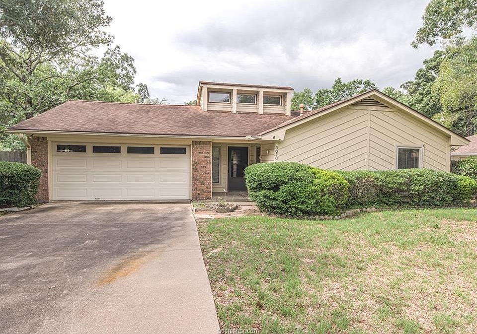 1st image of 3020 Westwood Main Dr