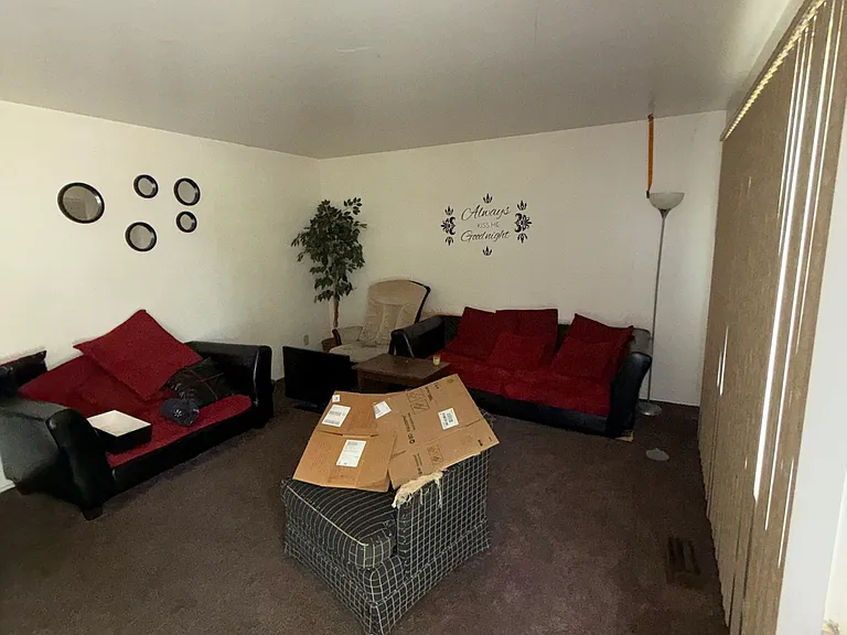 1802 Woodlin Dr — Photo 2