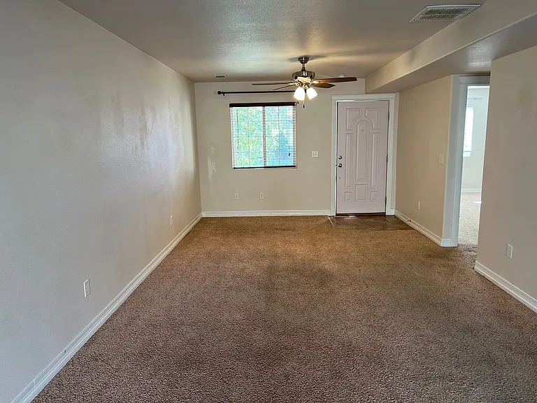 4809 Garnet Way — Photo 2