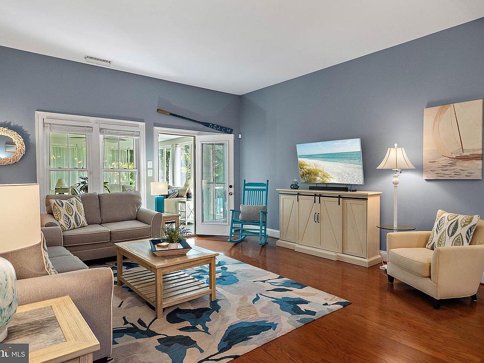 1st image of 36267 Waterleaf Way