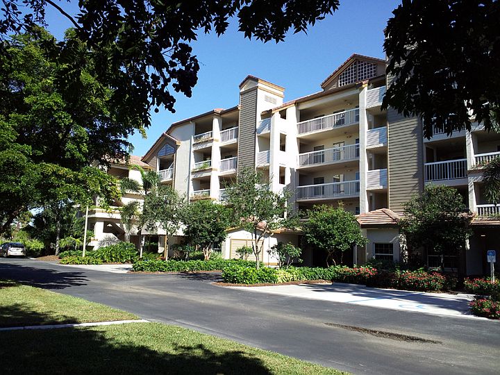 Wedgewood Bldg 4