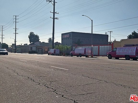 4th image of 5939 1/2 Cherry Ave