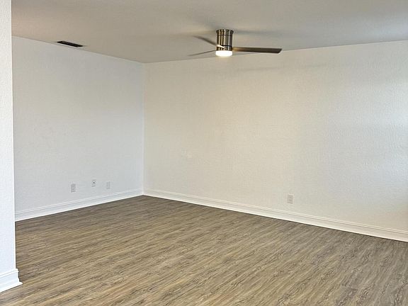 5th image of 436 Auburn Dr APT 202